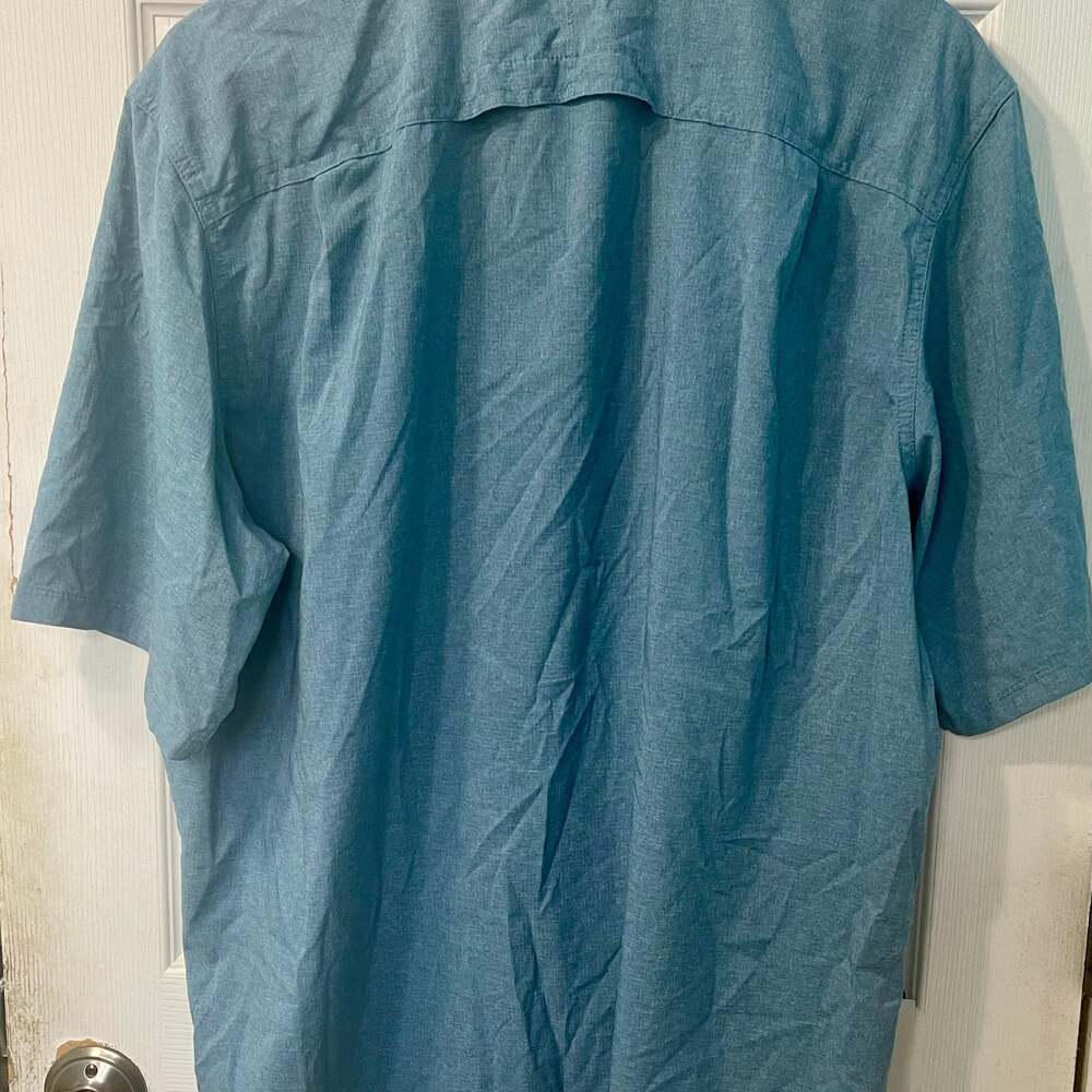 Wrangler ATG Men's Blue Short Sleeve Button-Up Shirt - Picture 4 of 4